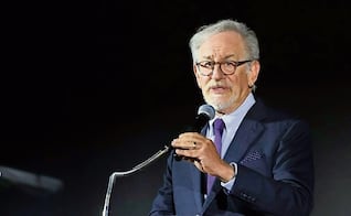 Steven Spielberg entra en el club de los EGOT tras ganar su primer Grammy