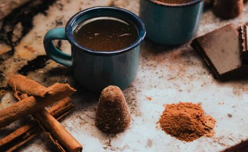 El piloncillo bien conservado mantiene su dulzor y aroma característicos. Foto: Unsplash.