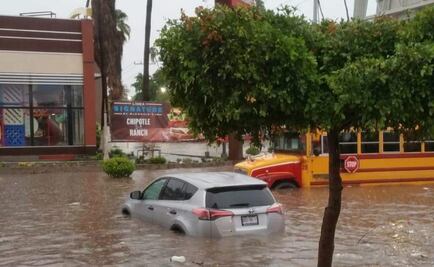 Lluvias en Sinaloa ocasionan inundaciones y accidentes, reportan
