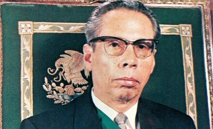 Anton Chéjov y Gustavo Díaz Ordaz, en un día como hoy