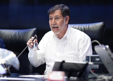 Este lunes responderé la campaña de infundidos sobre mi viaje a Francia: Fernández Noroña; acusa a medios de difundir información falsa