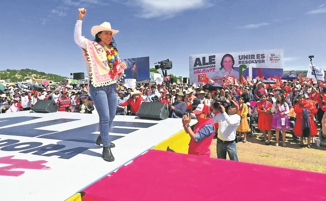 En el día 13 de campaña, Alejandra del Moral Vela visitó a los vecinos del municipio de San José del Rincón. Foto: Especial