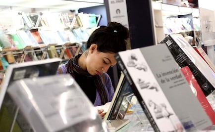 Mexicanos leen más por gusto que por obligación: estudio