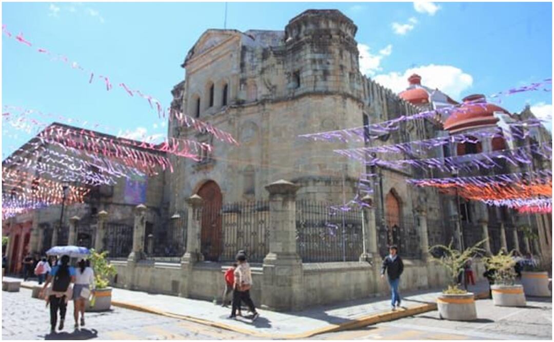 Por medio de un anuncio, sacerdotes jesuitas se van de Oaxaca para abonar a procesos de paz en otros estados. Foto: Edwin Hernández / EL UNIVERSAL