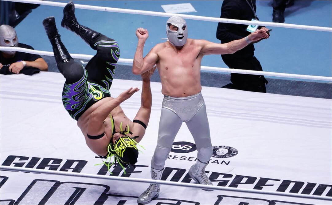 El Hijo del Santo explotó contra la afición luego de ganar la tapa de Misterioso Jr. porque no quedó contento con los abucheos / FOTO: Diego Simón Sánchez - EL UNIVERSAL