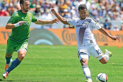 “Giovani dos Santos debe rendir más”