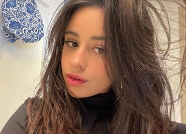 Camila Cabello luce el vestido cut out más hot de la temporada