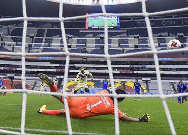 Liga MX puede regresar pero a puerta cerrada, acepta el Gobierno Federal