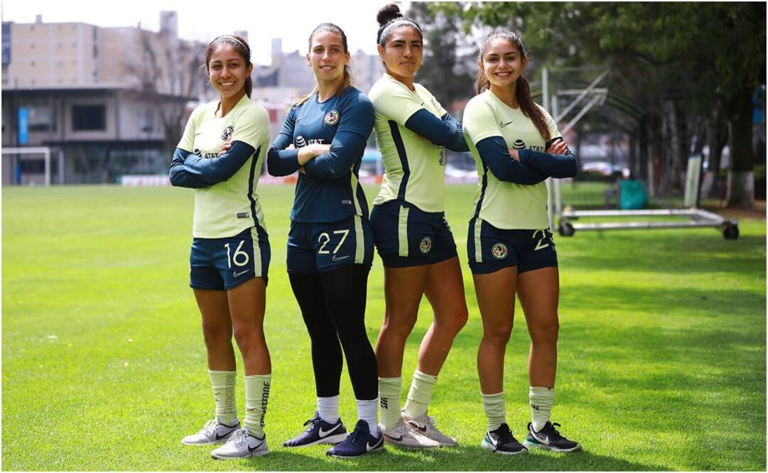 De izquierda a derecha: Ana López, Renata Masciarelli,Estefanía Fuentes y Jana Gutiérrez (Imago7)