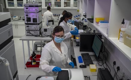 ¿Vacunar sin aguja? Científicos trabajan en parches para vacunar contra el Covid-19