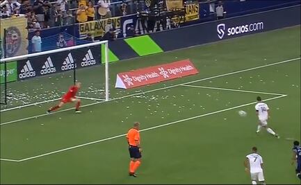 VIDEO: Chicharito Hernández marca a lo Panenka con el LA Galaxy 