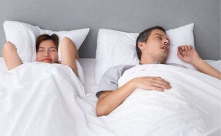 Conoce los alimentos que debes consumir para dejar de roncar; mejora tu descanso cambiando tu alimentación