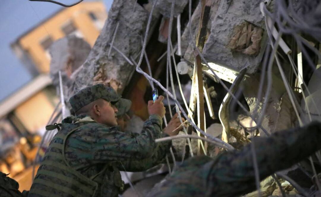 México está enclavado en una región tectónicamente muy activa: son cinco placas que interactúan entre sí. Foto: AP