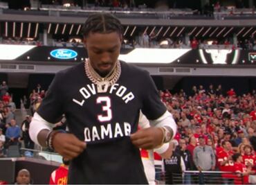 VIDEO: Patrick Mahomes encabeza el homenaje a Damar Hamlin en la visita de Chiefs a Raiders