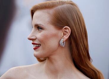 Julio Verne y Jessica Chastain, en un día como hoy