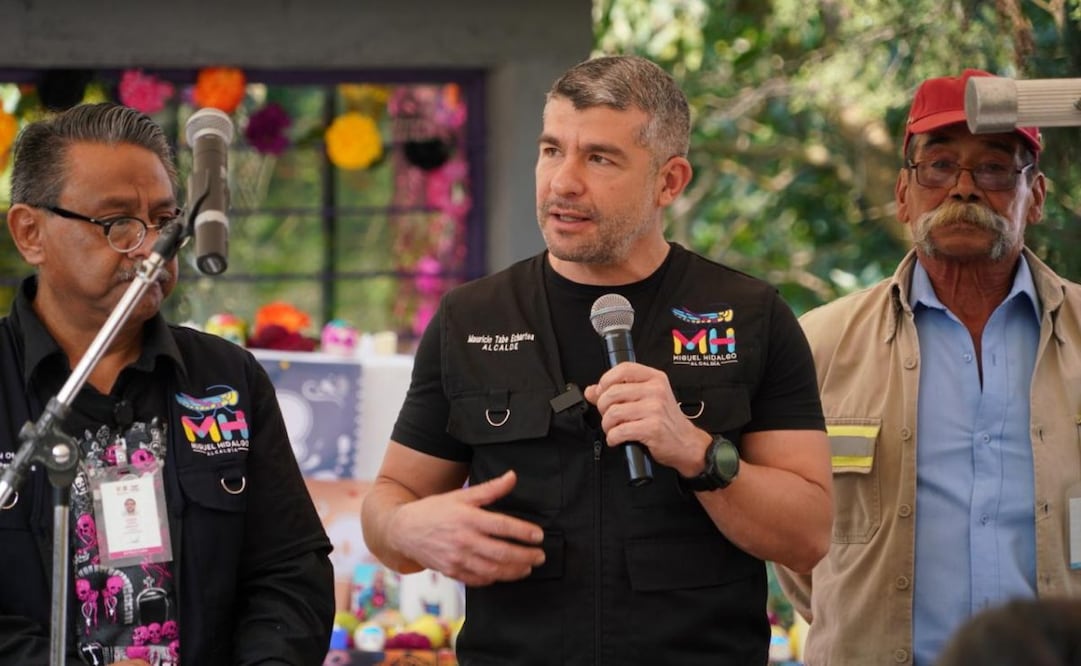 El alcalde de Miguel Hidalgo, Mauricio Tabe, informó que, como parte de las celebraciones del Día de Muertos 2025, los próximos 1 y 2 de noviembre se implementará un operativo en los panteones civiles.
Foto: Especial.
