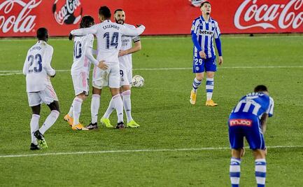 Real Madrid respira y golea al Alavés