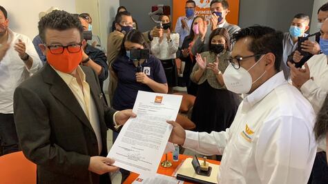 Ricardo Bours se registra como precandidato a la gubernatura de Sonora