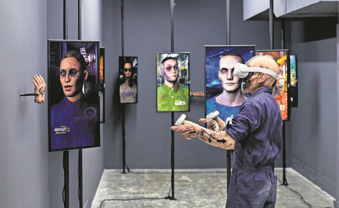 El tijuanense Andrew Roberts expone CARGO: A Certain Doom, instalación con zombies. Foto: Sergio López.