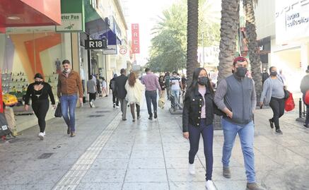 Domingo familiar, sin miedo al Covid-19 en Monterrey