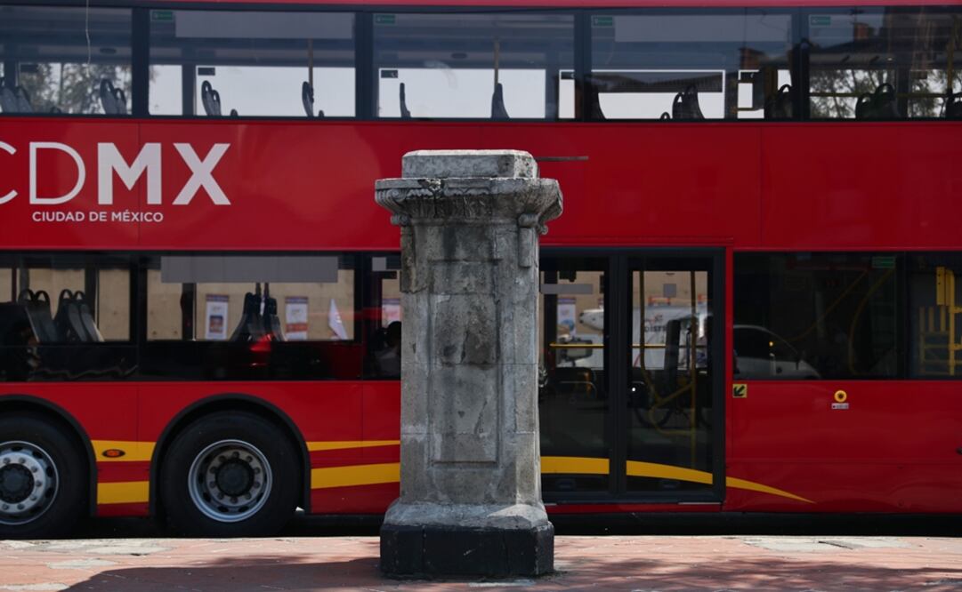 En Paseo de la Reforma fueron colocadas 77 estatuas de personajes de relevancia histórica sobre una base de piedra. Foto: Diego Simón Sánchez / EL UNIVERSAL