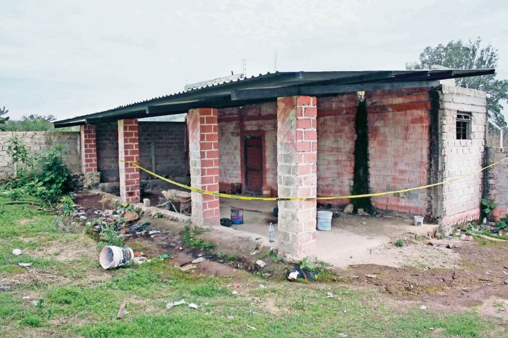 En la delegación de Navajas, a unos 40 kilómetros de Guadalajara, se logró localizar una finca donde se alimentaba a los retenidos (FOTOS: ALBERTO MENDOZA. EL UNIVERSAL)