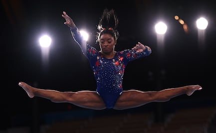 Simone Biles clasifica a todas las finales posibles, pese a múltiples errores