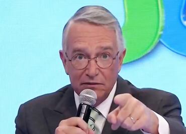 "No se haga el loco": Salinas Pliego denuncia campaña negra en su contra por Jesús Ramírez, vocero de la Presidencia