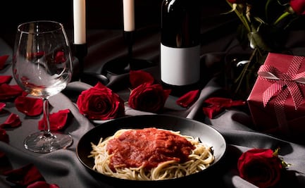 Cómo hacer una cena romántica en casa este 14 de febrero