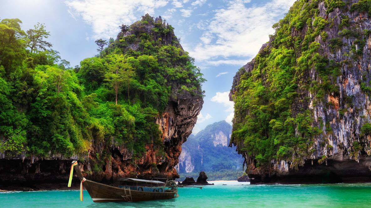 La isla de Phuket es uno de los destinos favoritos en Tailandia. (Foto: Istock)