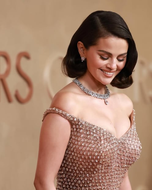 El Long bob con capas da más volumen al cabello y se adapta a cualquier tipo de rostro. Foto: Instagram @selenagomez