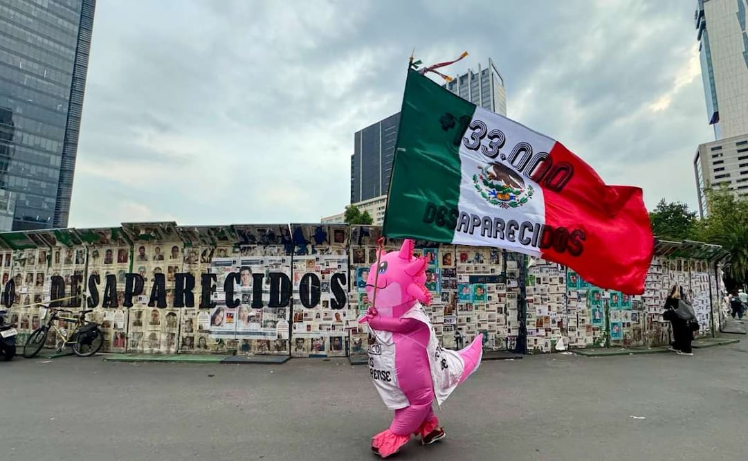 Madres buscadoras en la Glorieta de las Desaparecidas y los Desaparecidos. Foto: Valente Rosas / EL UNIVERSAL
