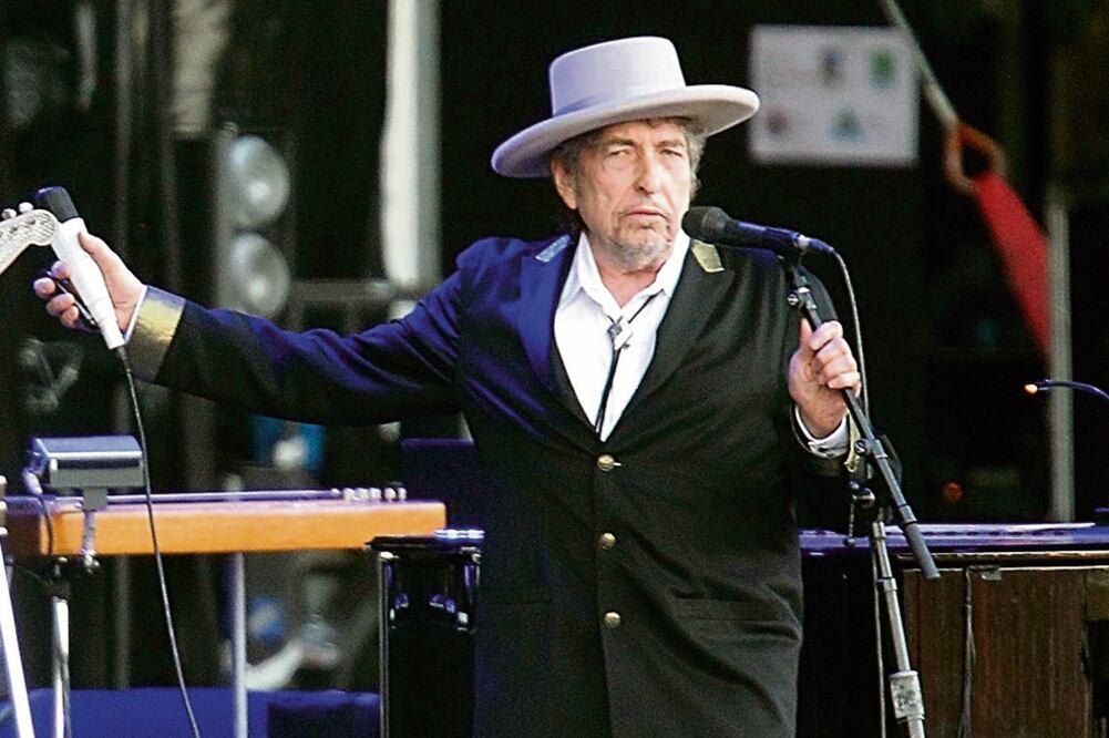 Bob Dylan se refirió en su discurso de 26 minutos a tres libros que le causaron gran impacto: Moby Dick, Sin novedad en el frente y La Odisea. (ARCHIVO. EL UNIVERSAL)