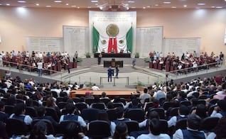 Congreso de Veracruz aprueba que Gobierno estatal ponga en subasta 3 aviones y 6 helicópteros; la mayoría están abandonados