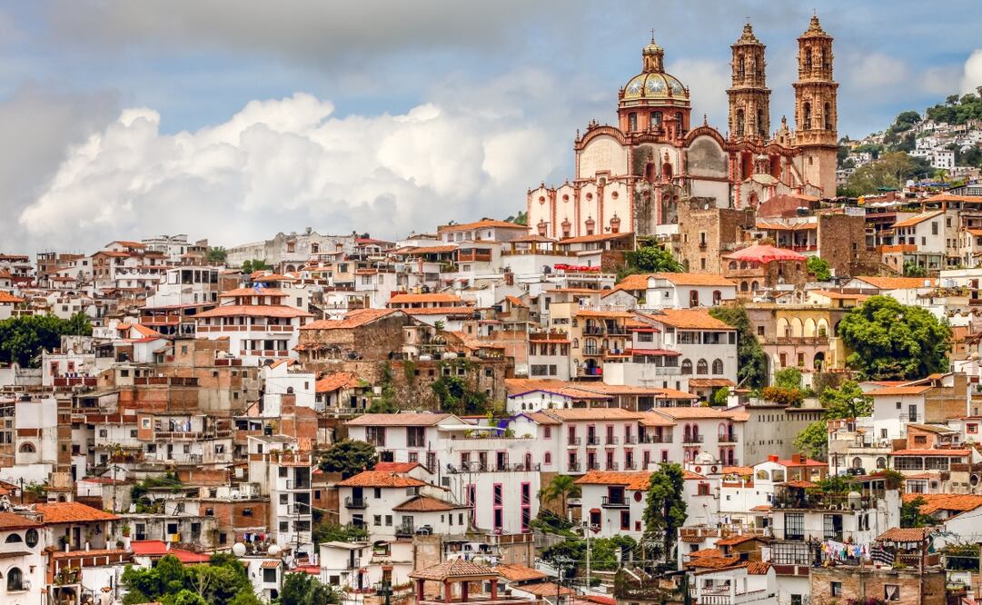 El Pueblo Mágico de Taxco se ubica a dos horas y media desde CDMX. Foto: iStock
