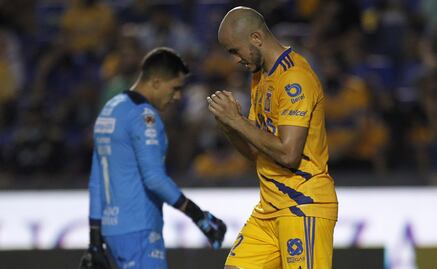Tigres y Miguel Herrera son abucheados al empatar sin goles contra Necaxa