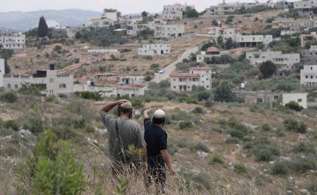 El plan contempla la construcción de 3 mil 400 viviendas en la Cisjordania ocupada, que compromete la continuidad territorial de un posible Estado palestino. Foto: AP