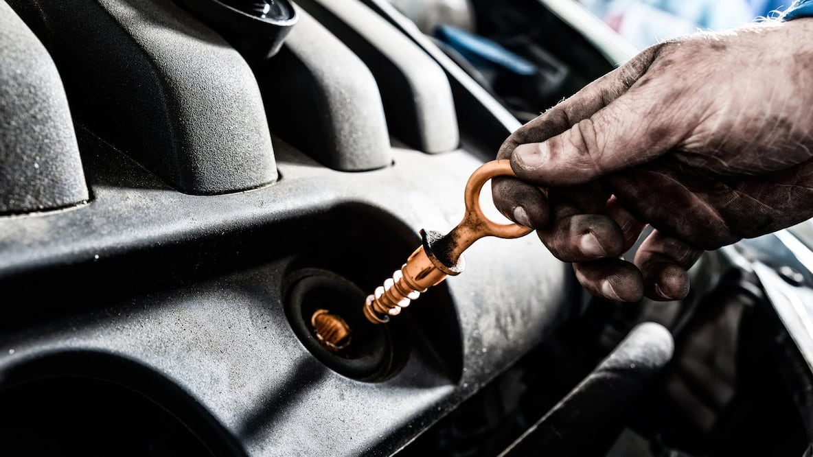 Servicio de mi auto: ¿Qué es, cada cuánto se hace y cuál es su costo?