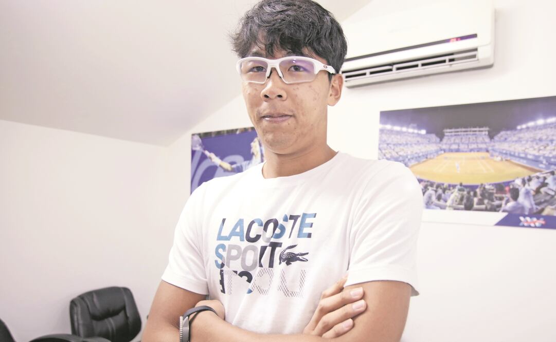 Hyeong Chung venció a Novak Djokovic en Australia . (LUIS CORTÉS. EL UNIVERSAL)