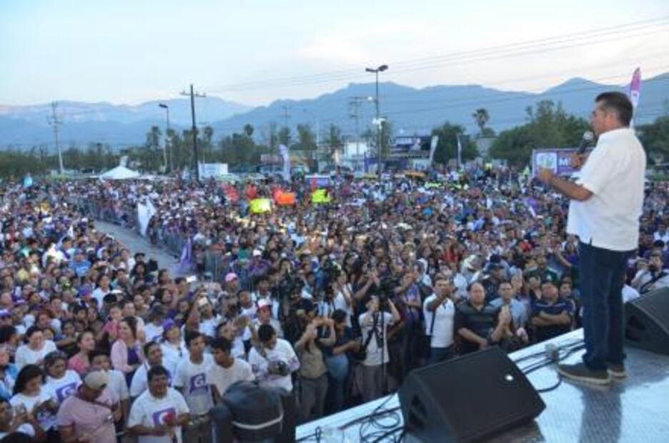 "No le tenemos rencor", dice "El Bronco" al INE