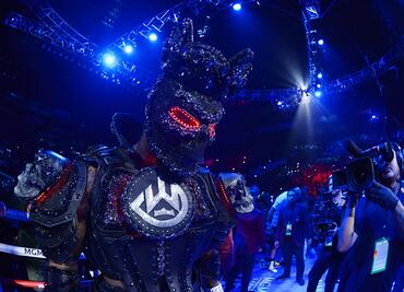 Deontay Wilder culpa a su disfraz por la derrota ante Tyson Fury