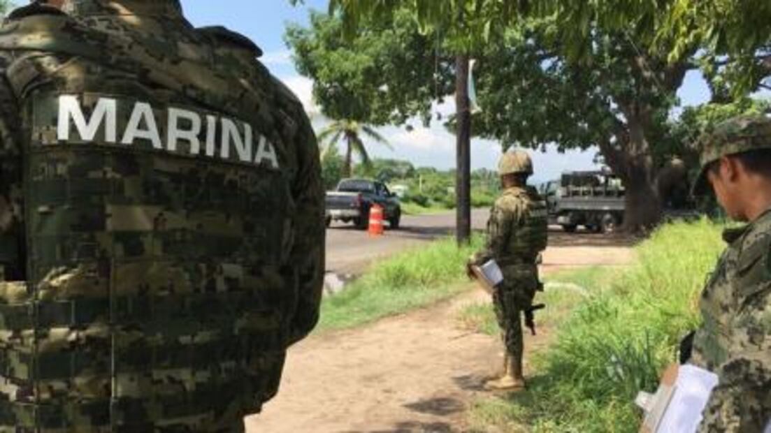 Ejército y Policía toman control de Lázaro Cárdenas tras violencia