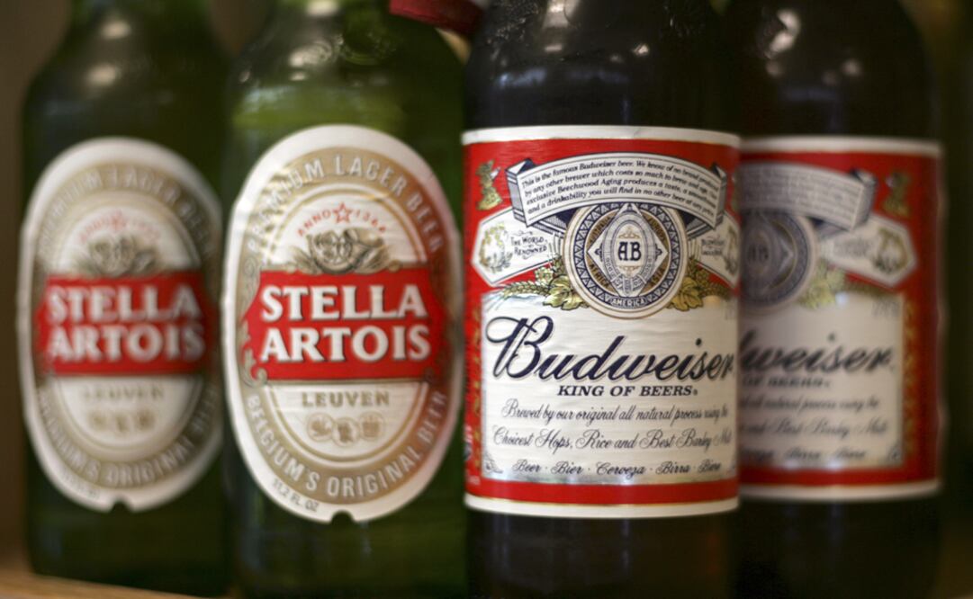 La retirada se aplica a menos del 2.07 % de las botellas de vidrio de Stella Artois vendidas en España . Foto: AP