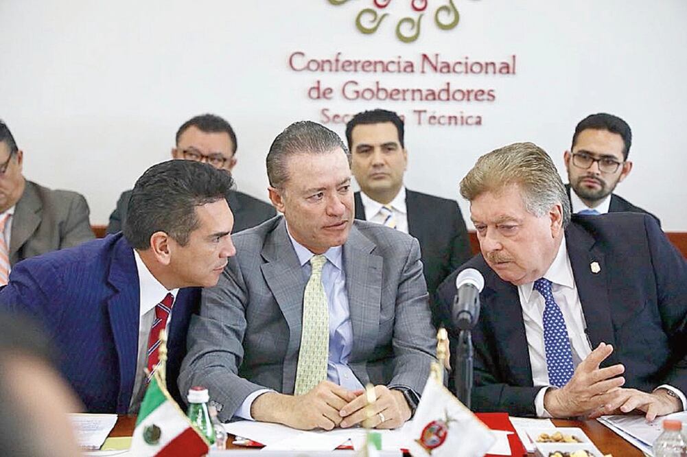 gobernador de Sinaloa, Quirino Ordaz Coppel, durante la reunión de la Conferencia Nacional de Gobernadores, en la Ciudad de México
