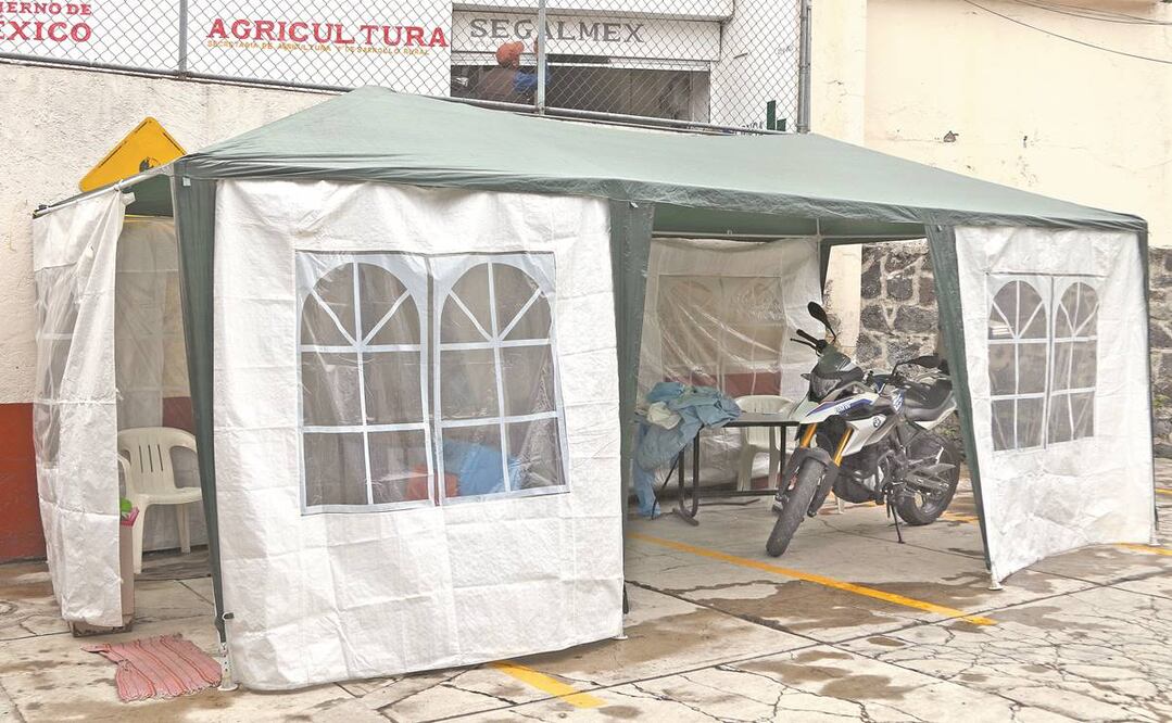 Al Kiosko de la Salud de San Bartolo Ameyalco, en Álvaro Obregón, acuden aproximadamente 45 personas a realizarse la prueba de Covid-19, de acuerdo con los encargados del lugar. Foto: CARLOS MEJÍA. EL UNIVERSAL