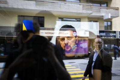 Dibujante argentino convierte en un cómic la vida del presidente ucraniano Volodímir Zelenski