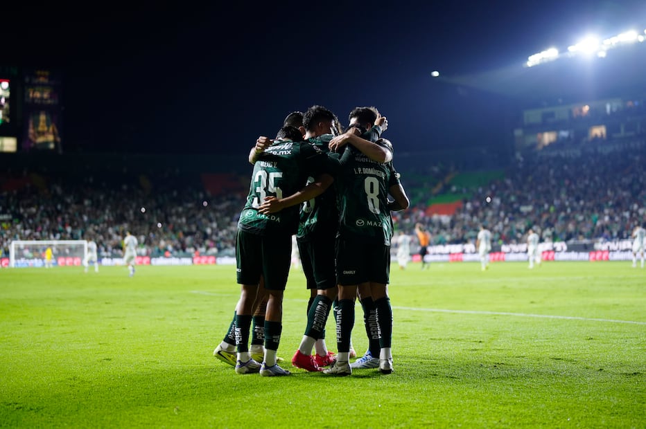 León en festejo de gol, durante la fase regular del torneo Apertura 2026 ante Monterrey - Foto: Imago7