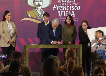 Firma AMLO y Teletón convenio de colaboración para centro de inclusión para personas con discapacidad