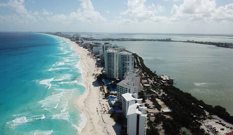 Policía de Quintana Roo realiza operativo por coronavirus