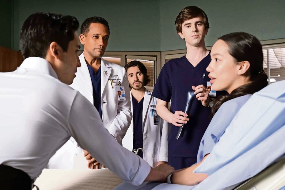 The good doctor
El Dr. Murphy rompe esquemas al ser un genio autista con síndrome del sabio: la serie inyecta mucha innovación al drama médico. Foto: Cortesía